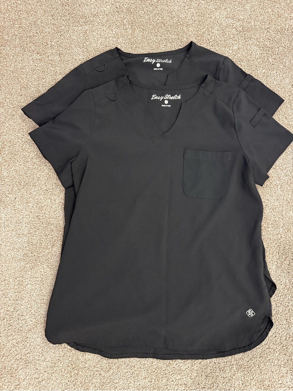Easy Stretch Black V-Neck Pocket Women's Tops